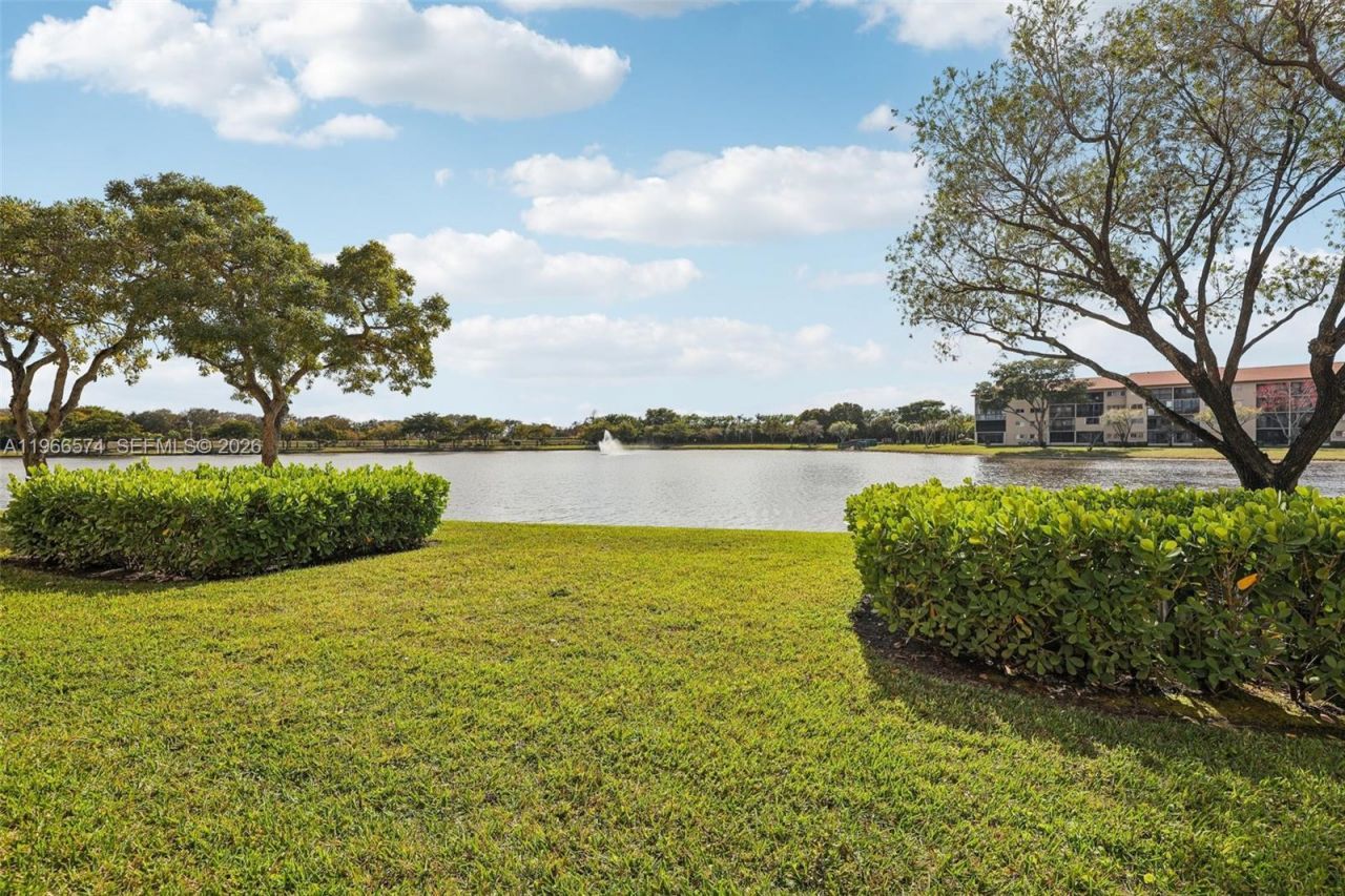 13800 SW 14th St, Unit 103C, Pembroke Pines, FL 33027 Photo