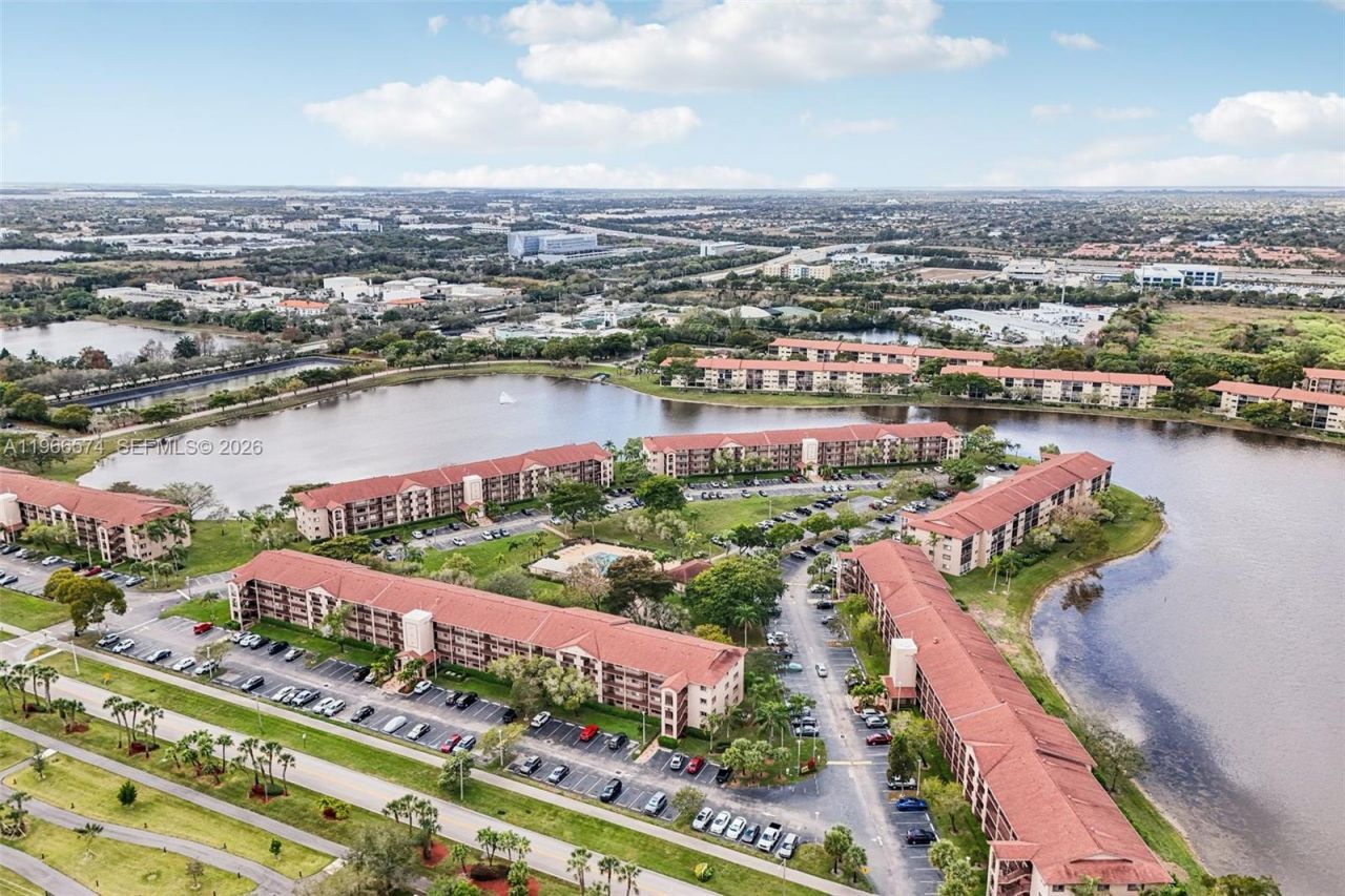 13800 SW 14th St, Unit 103C, Pembroke Pines, FL 33027 Photo