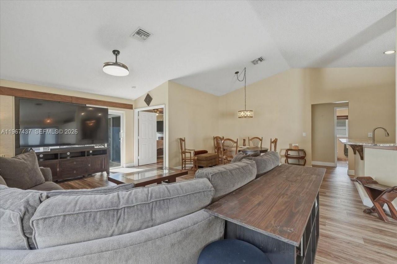 12640 SW 7th Pl, Davie, FL 33325 Photo