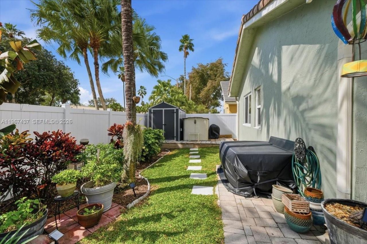 12640 SW 7th Pl, Davie, FL 33325 Photo