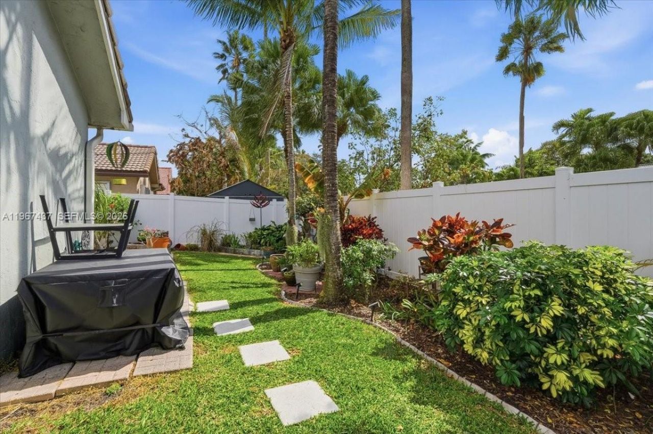 12640 SW 7th Pl, Davie, FL 33325 Photo