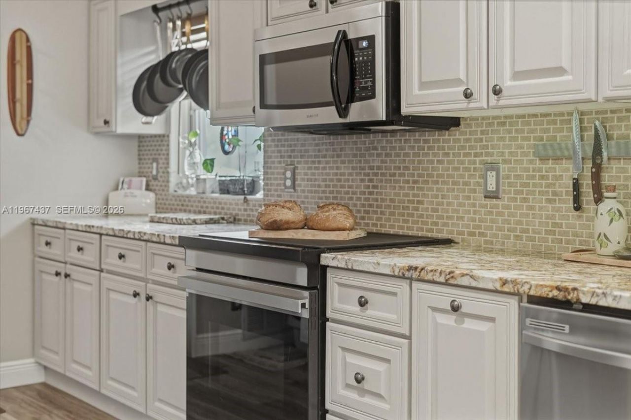 12640 SW 7th Pl, Davie, FL 33325 Photo