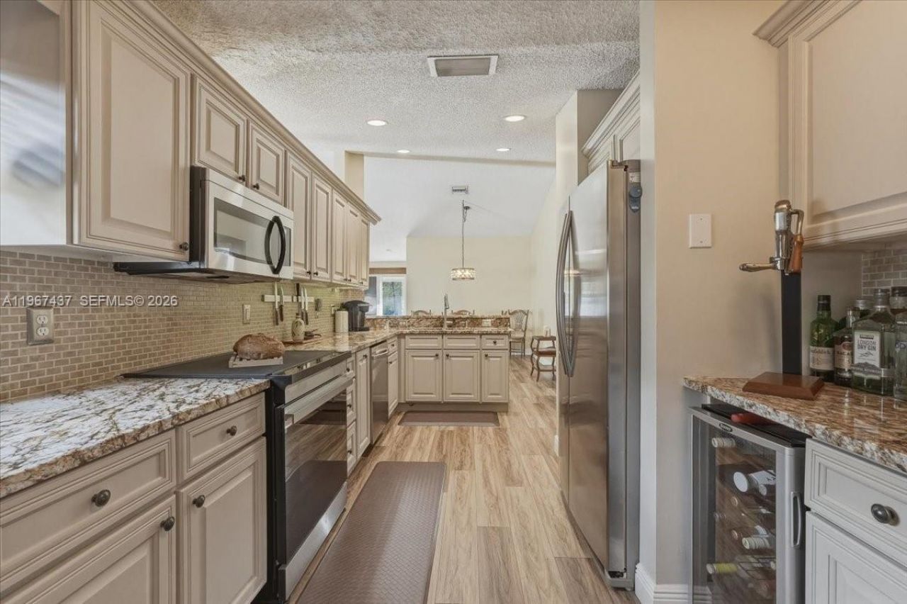 12640 SW 7th Pl, Davie, FL 33325 Photo