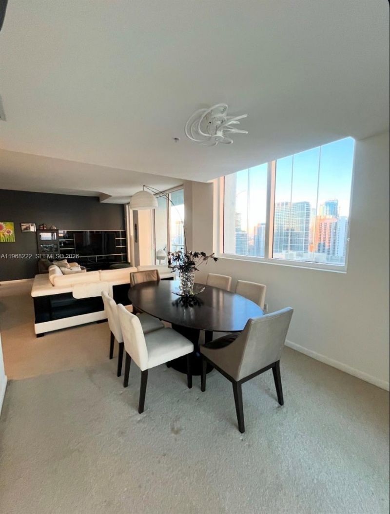 253 NE 2nd St, Unit 3903, Miami, FL 33132 Photo