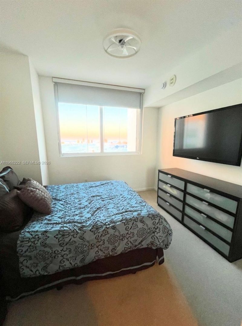 253 NE 2nd St, Unit 3903, Miami, FL 33132 Photo