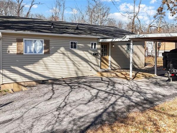 5 Shawn Drive, Swansea, IL 62226