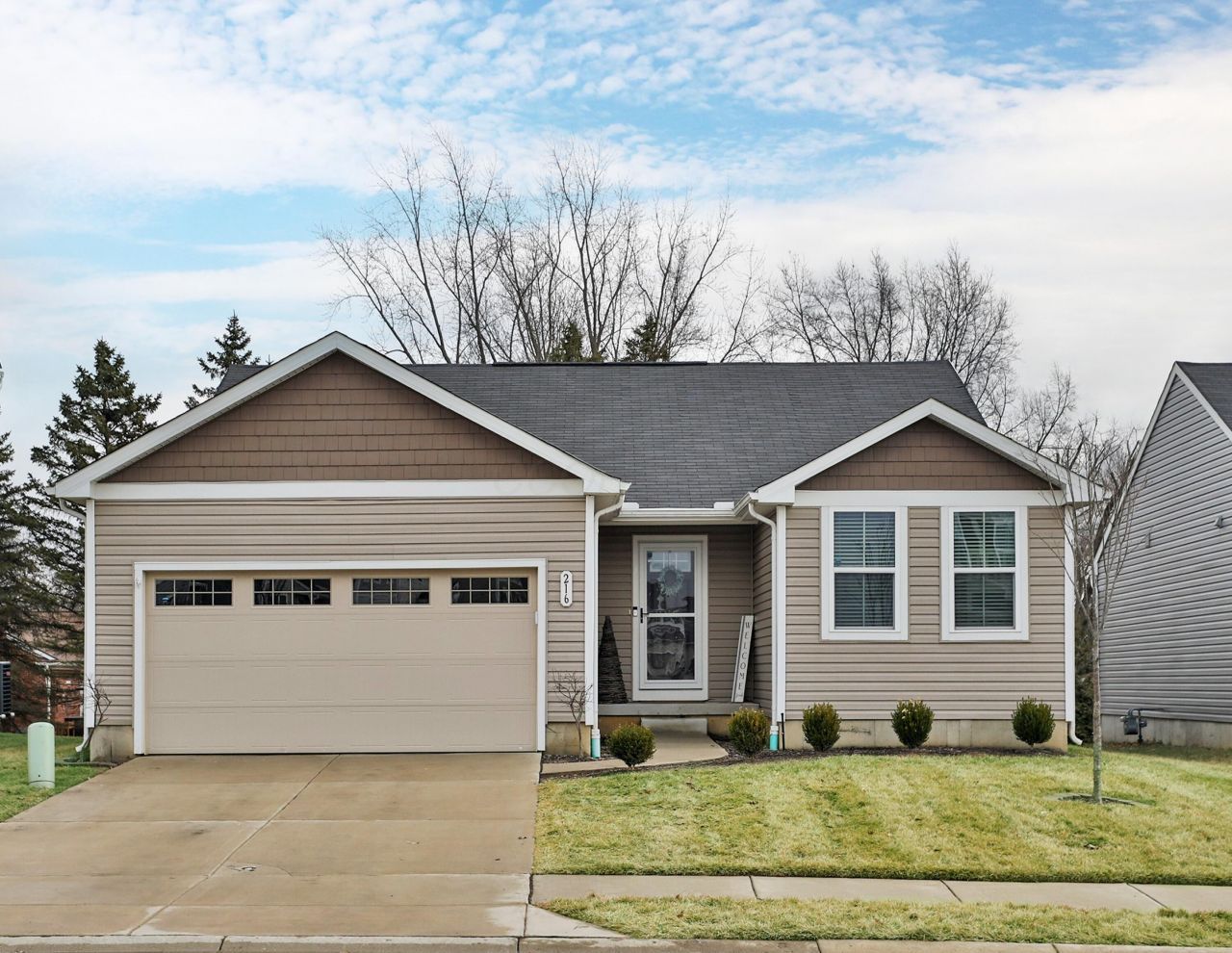216 Skyway Drive, Springfield, OH 45505 Main Photo