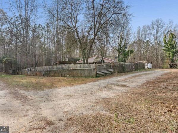 1475 Ben Davis Road, Buchanan, GA 30113