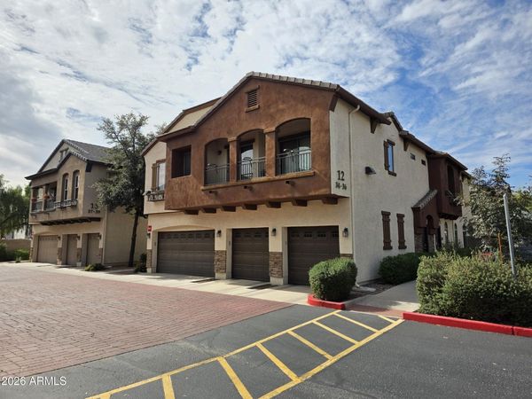 2727 N PRICE Road, Unit 35, Chandler, AZ 85224