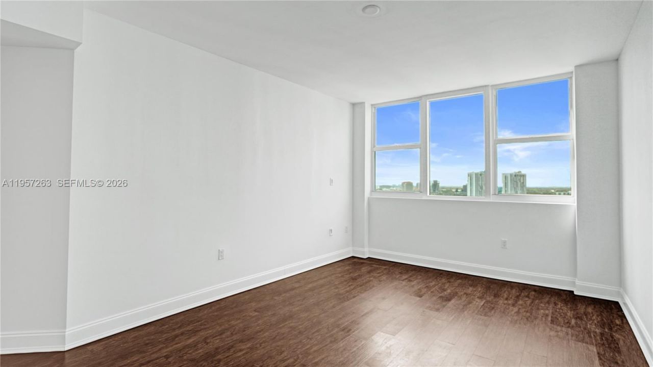 20201 E Country Club Dr, Unit 1808, Aventura, FL 33180 Photo