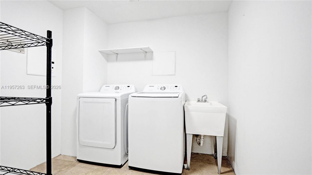 20201 E Country Club Dr, Unit 1808, Aventura, FL 33180 Photo