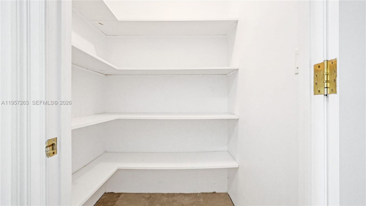 20201 E Country Club Dr, Unit 1808, Aventura, FL 33180 Photo