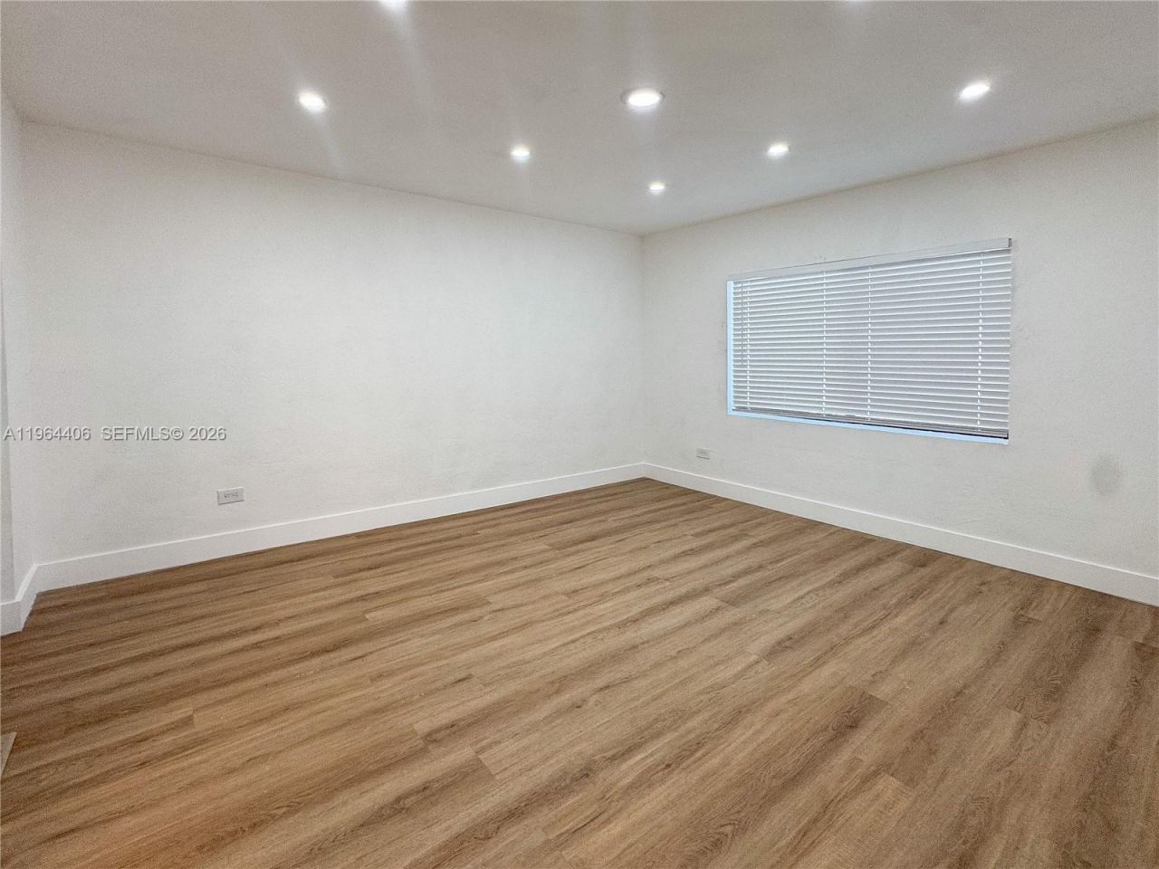 6322 NE 1st Pl, Miami, FL 33138 Photo