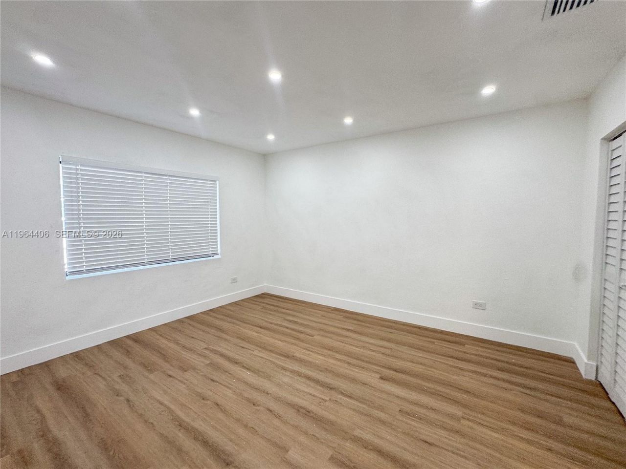 6322 NE 1st Pl, Miami, FL 33138 Photo