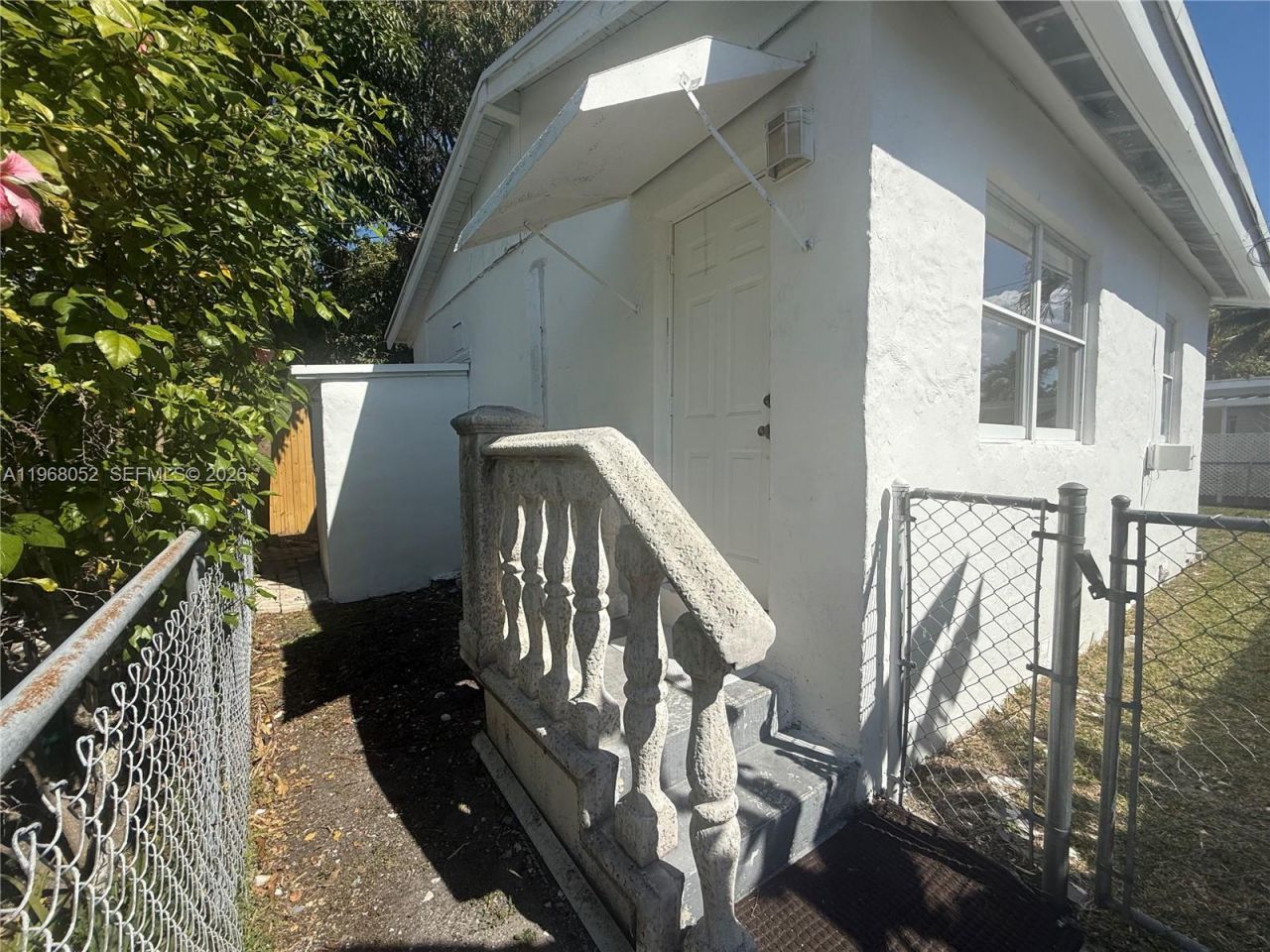 2801 SW 26th St, Unit R-Right, Miami, FL 33133 Photo