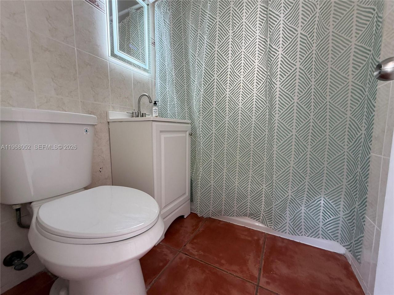 2801 SW 26th St, Unit R-Right, Miami, FL 33133 Photo