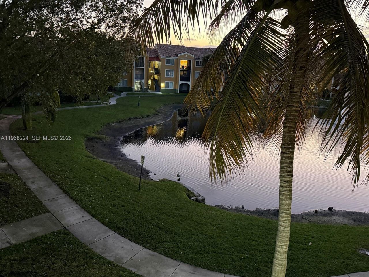 2240 E Preserve Way, Unit 302, Miramar, FL 33025 Photo