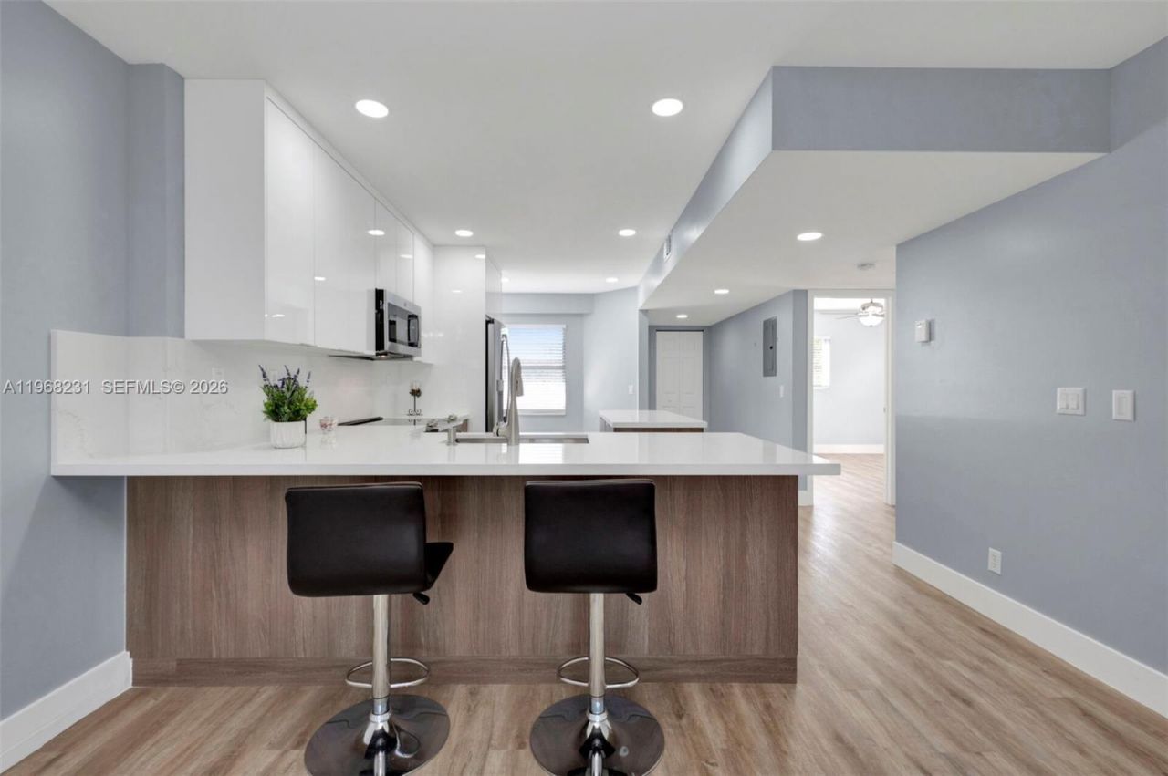 1351 SW 125th Ave , Unit 401S, Pembroke Pines, FL 33027 Photo