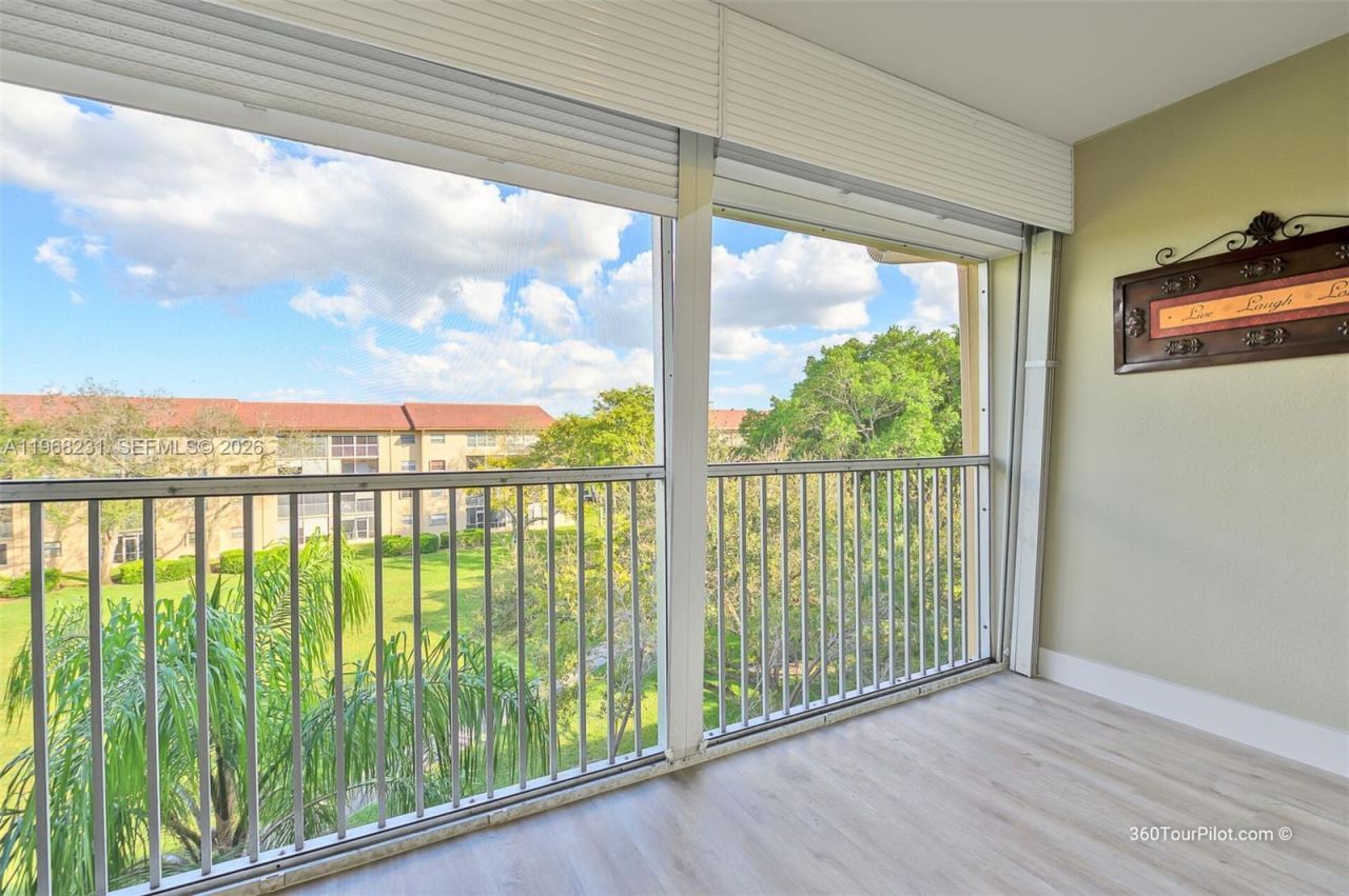 1351 SW 125th Ave , Unit 401S, Pembroke Pines, FL 33027 Photo
