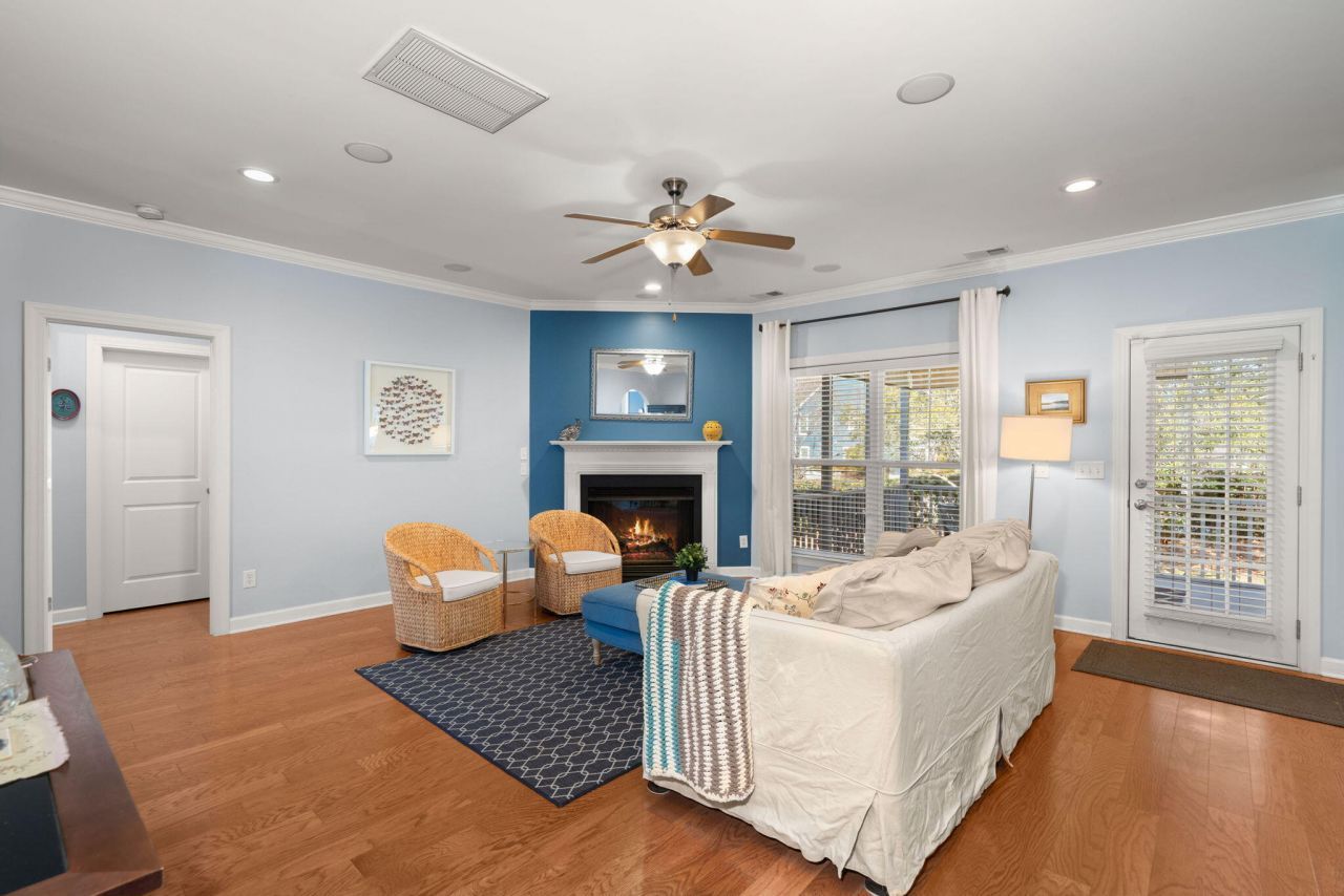 101 Ribbon Road Photo 14