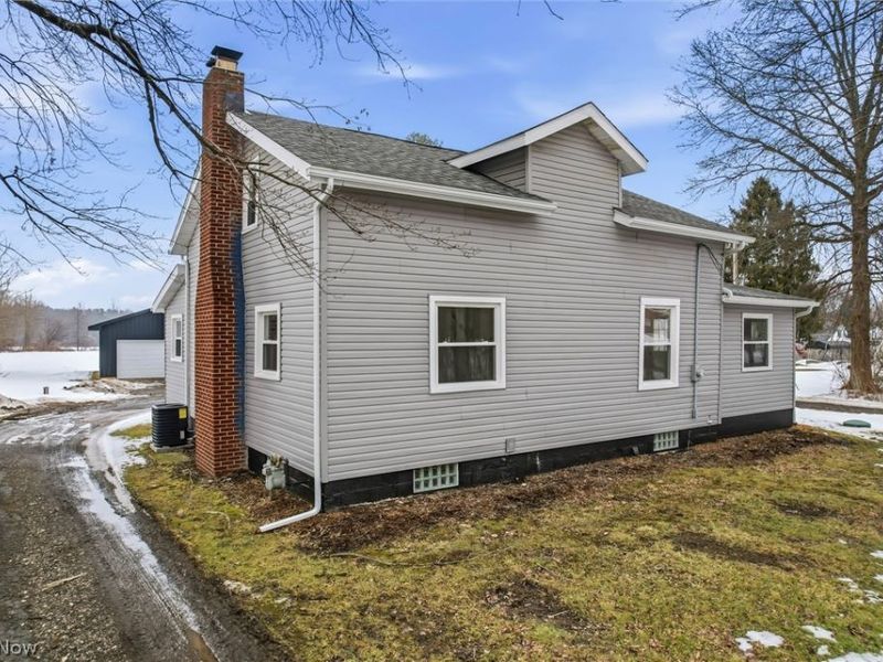 4241 Greenville Road, Cortland, OH 44410 Photo 3