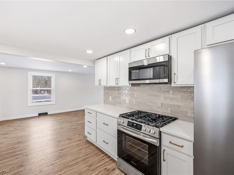 4241 Greenville Road, Cortland, OH 44410 Photo 31