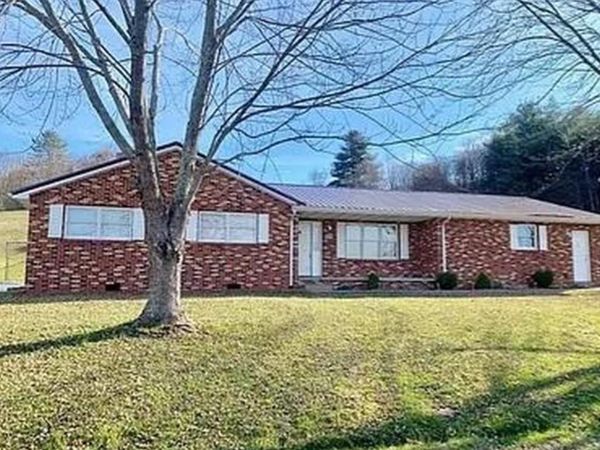 125 Spruce Drive, Princeton, WV 24740