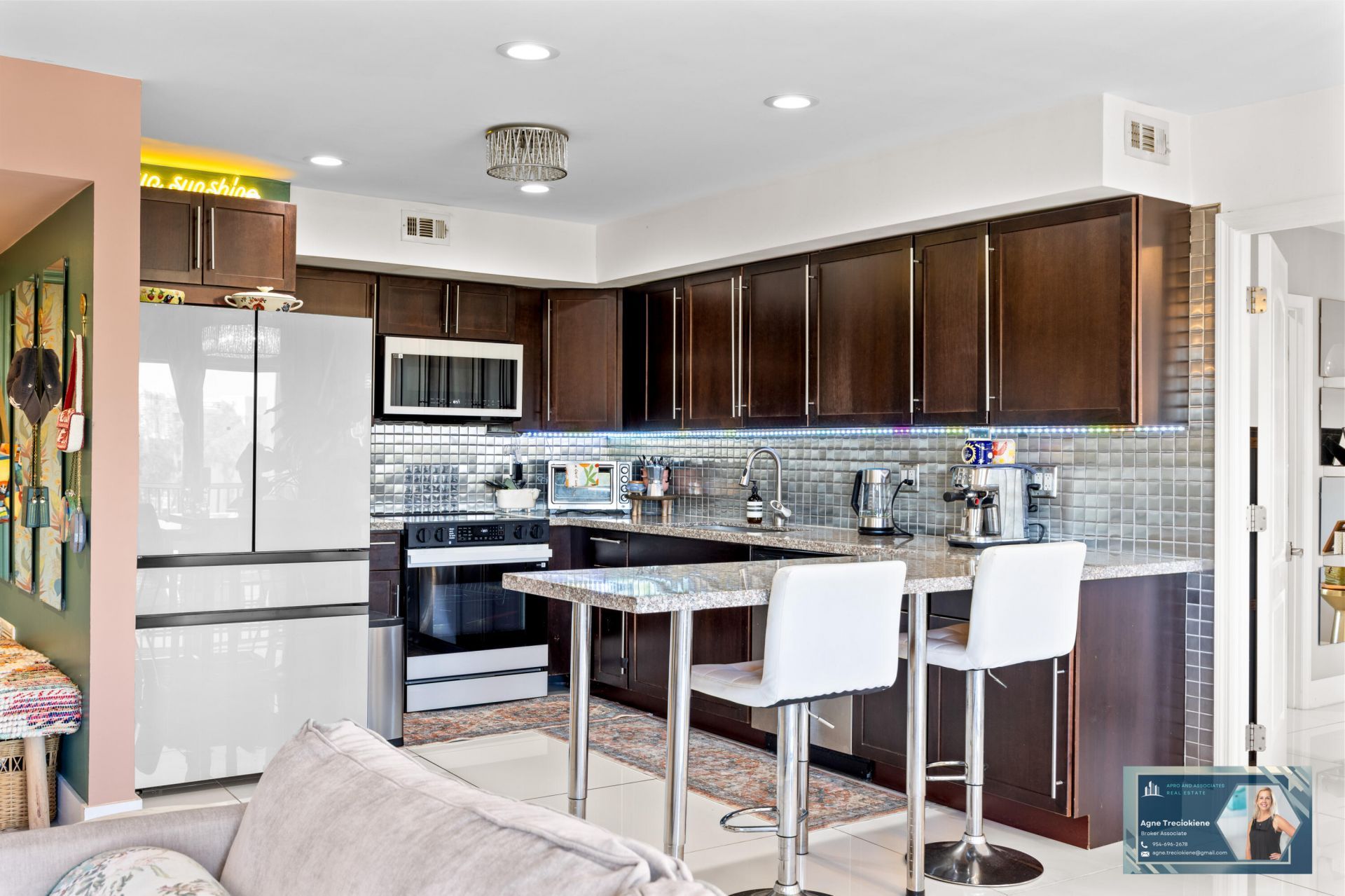 300 Diplomat Parkway, Unit 812, Hallandale Beach, FL 33009 Photo