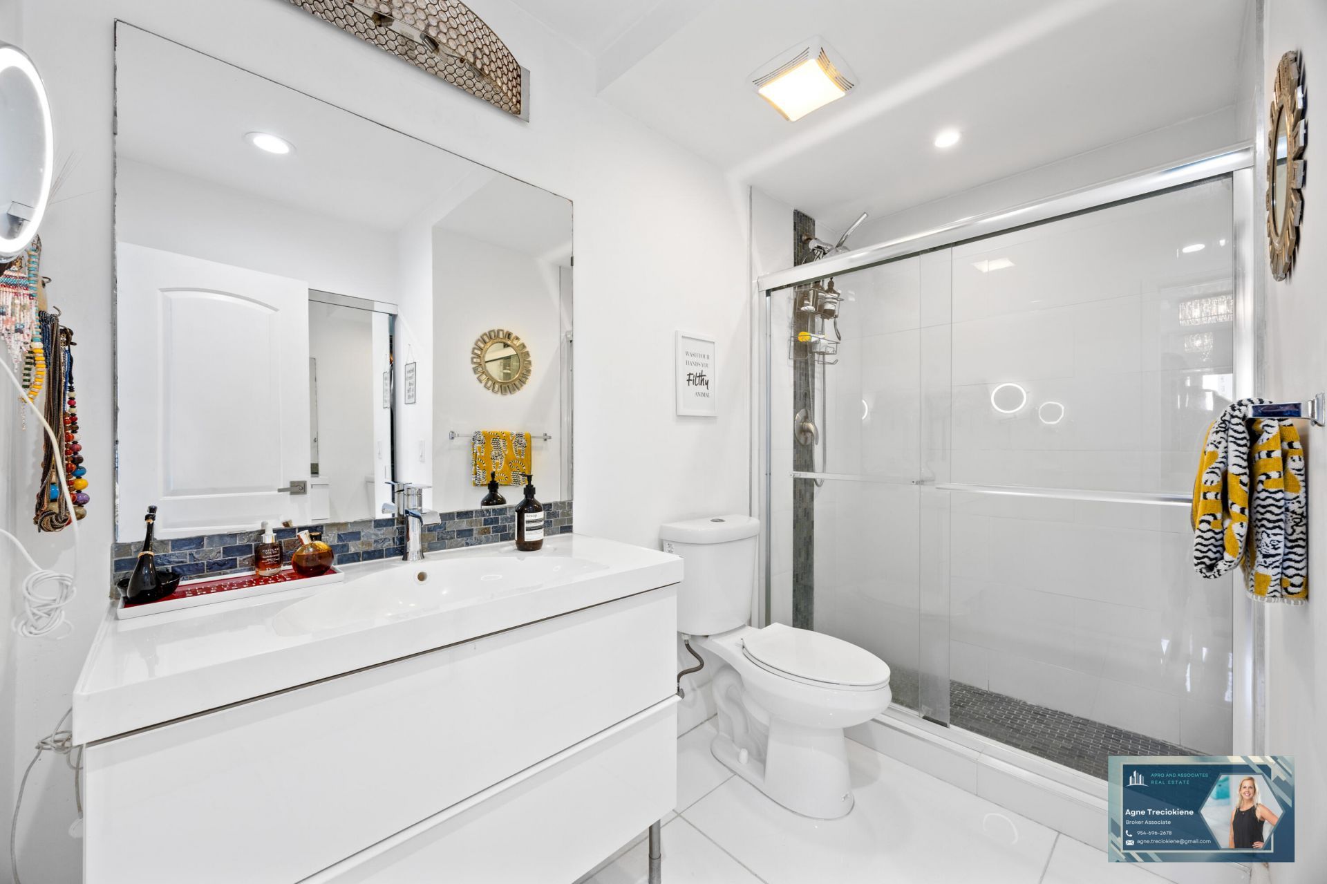 300 Diplomat Parkway, Unit 812, Hallandale Beach, FL 33009 Photo