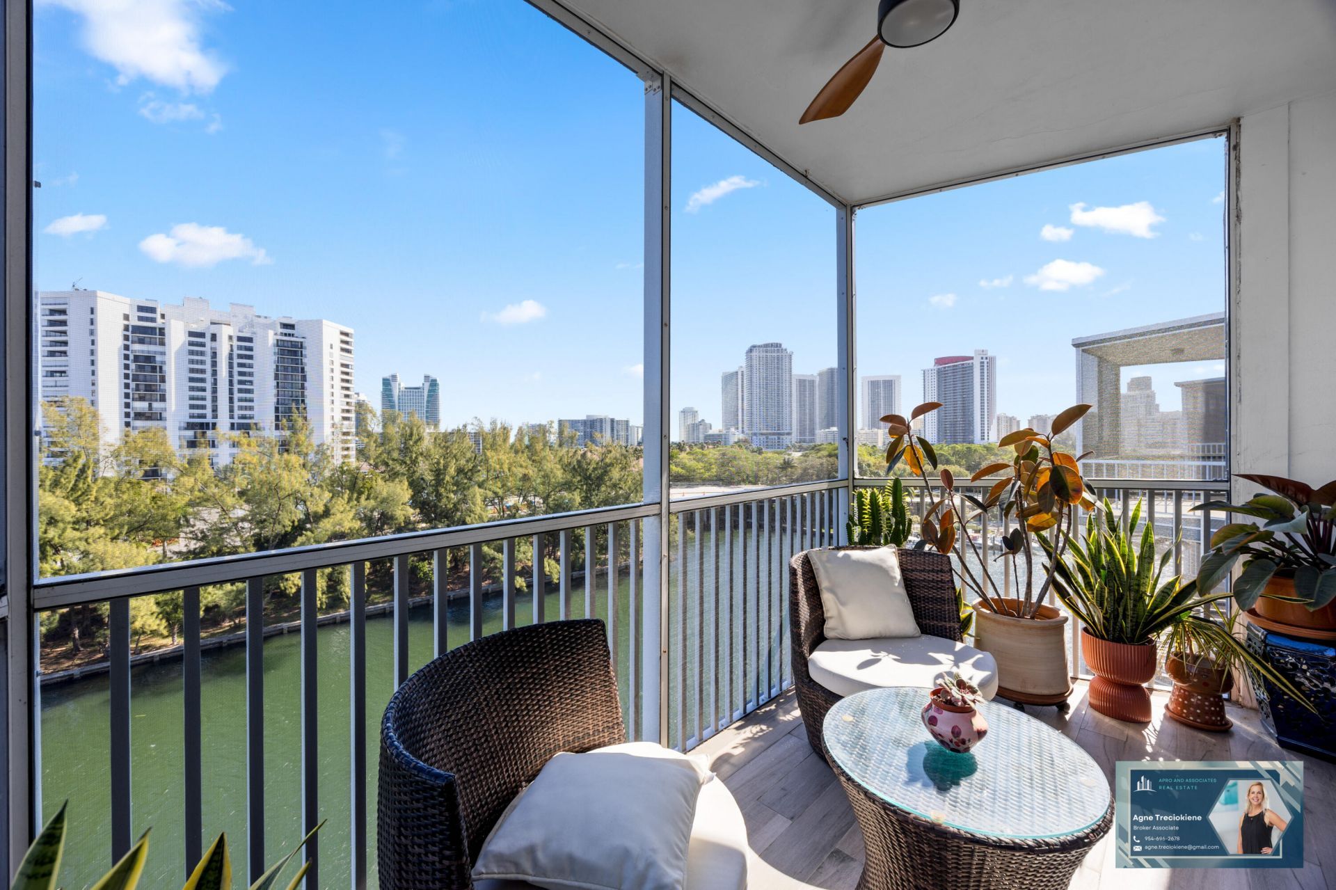 300 Diplomat Parkway, Unit 812, Hallandale Beach, FL 33009 Photo