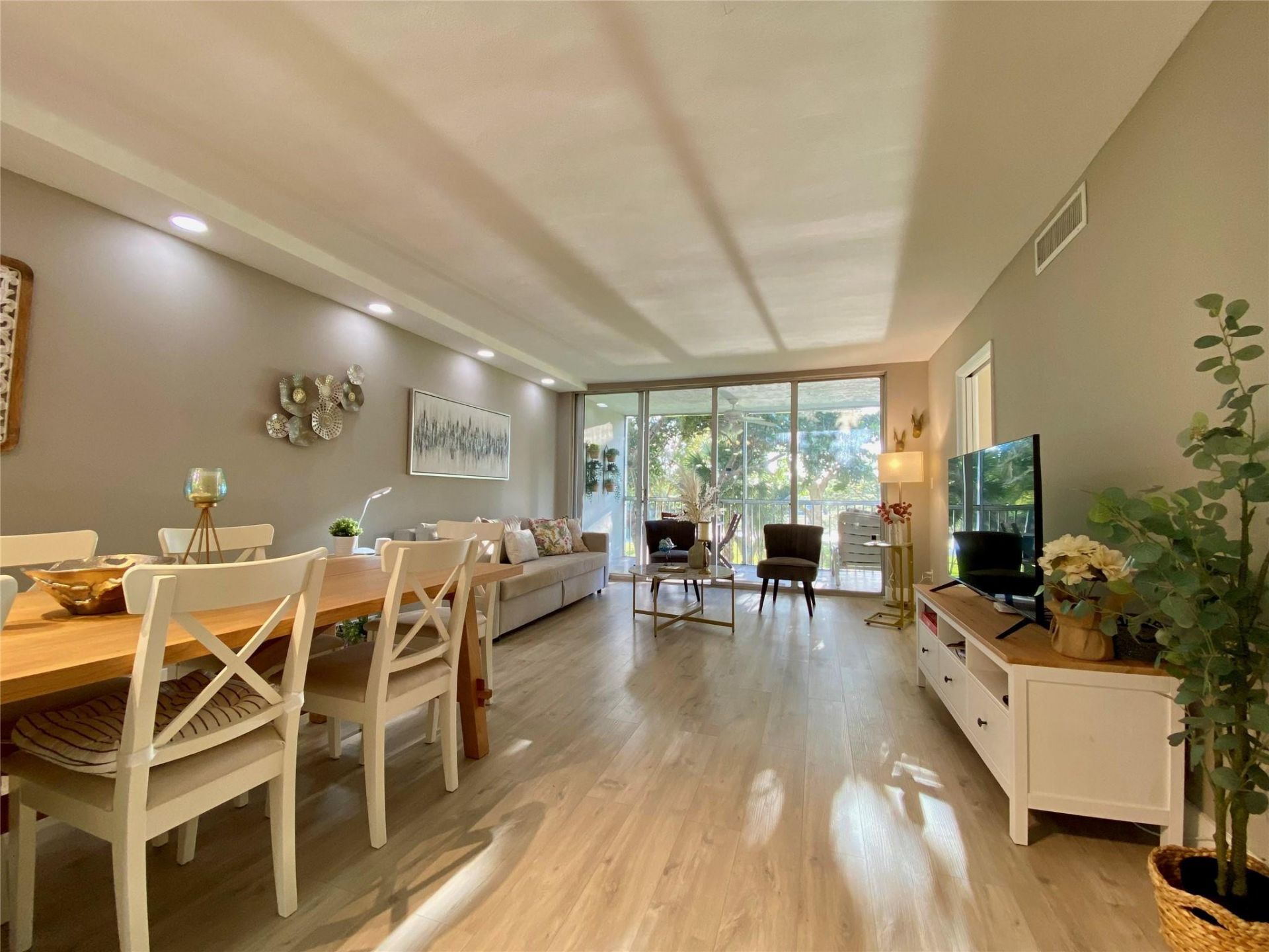 3010 N Course Drive, Unit 209, Pompano Beach, FL 33069 Photo