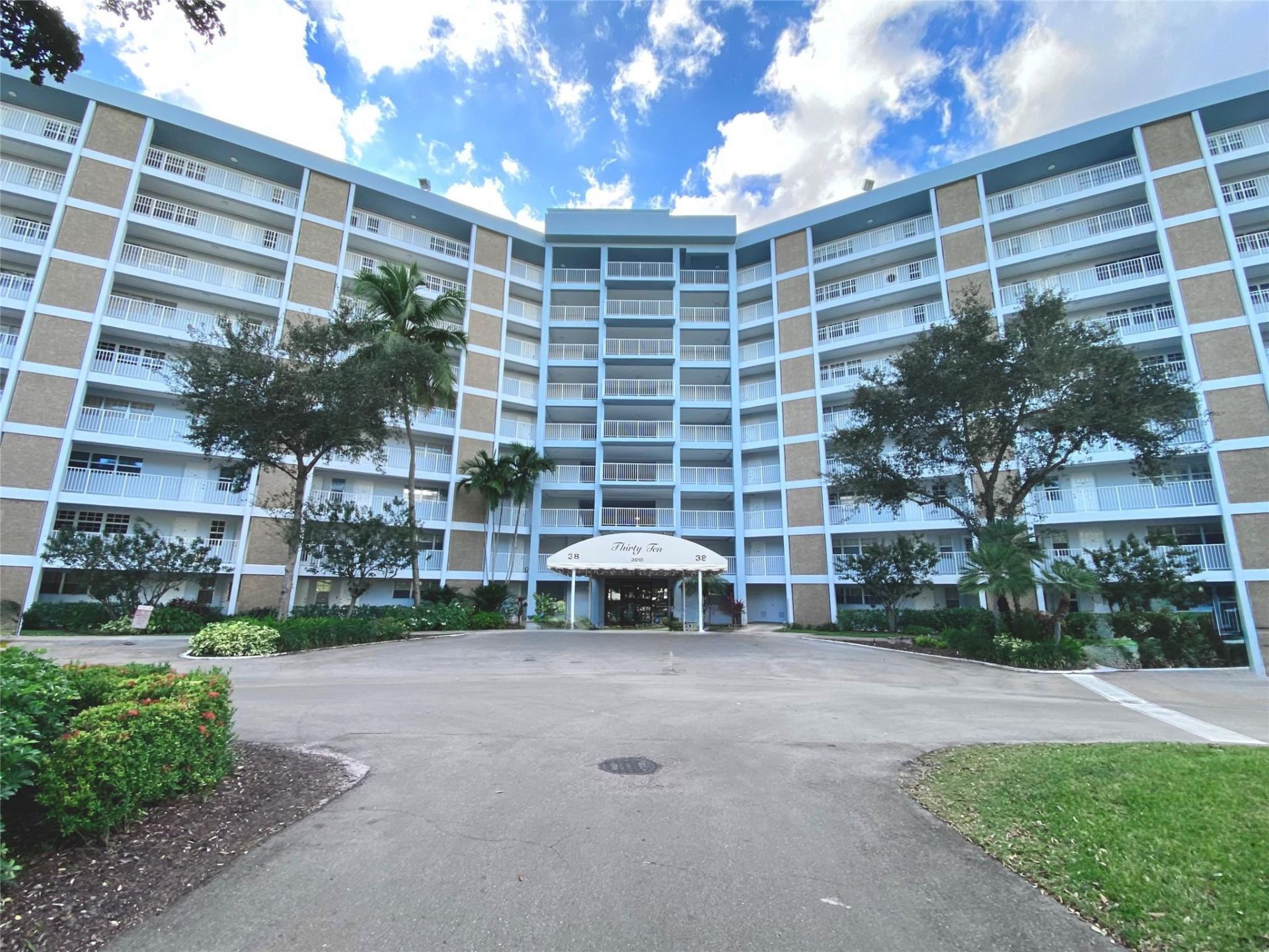 3010 N Course Drive, Unit 209, Pompano Beach, FL 33069 Photo