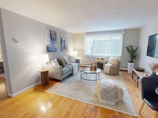 15 Staples Ave, Unit 45, Everett, MA 02149