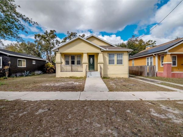 7402 N CENTRAL AVENUE, TAMPA, FL 33604