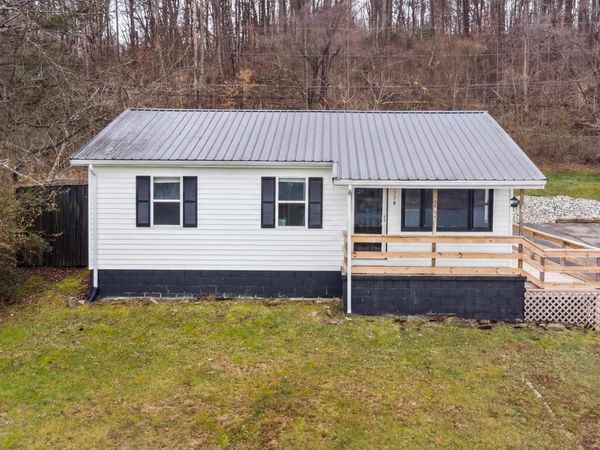 1520 Luci Mae, Flatwoods, KY 41139