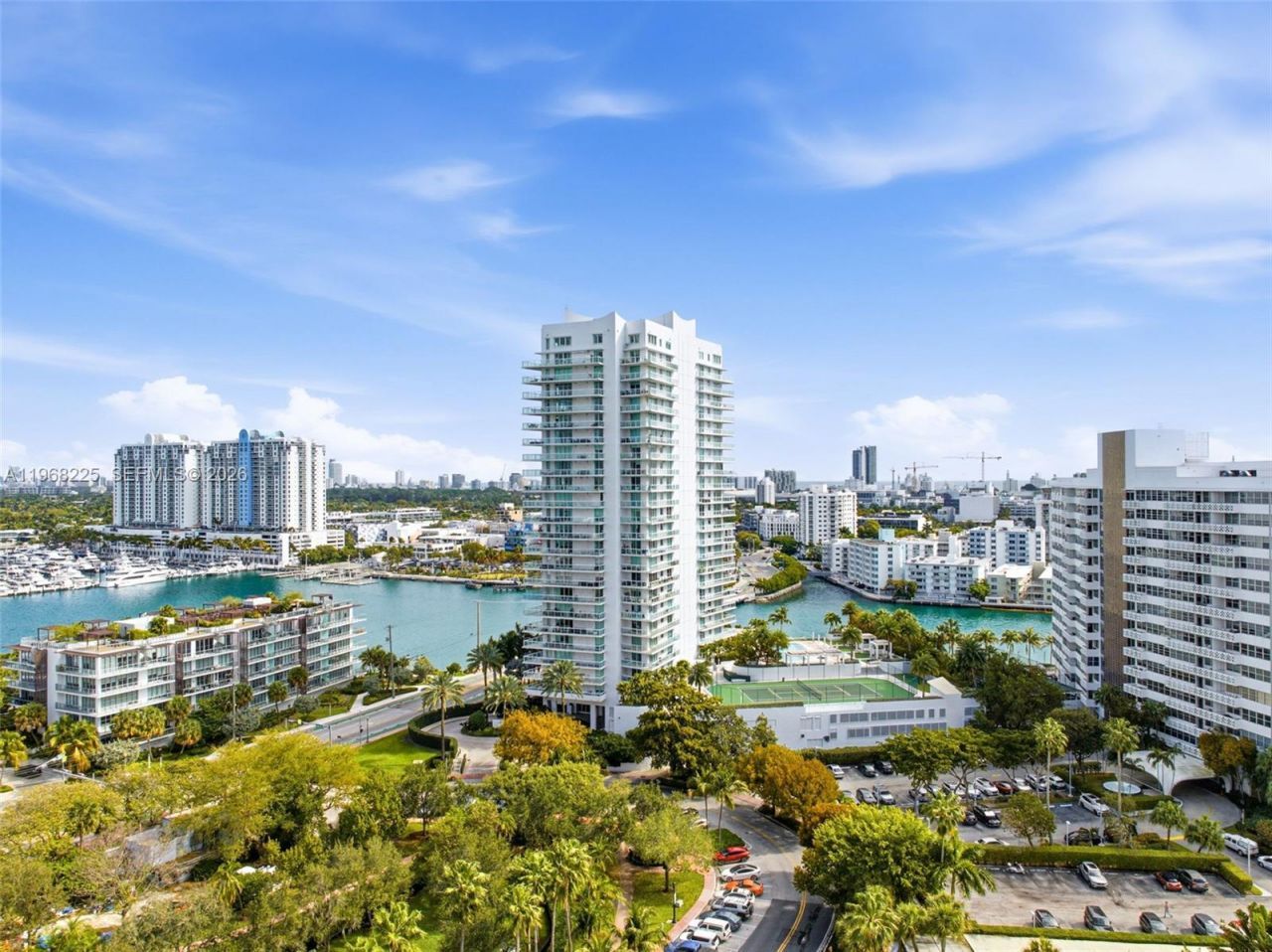 10 Venetian Way, Unit 403, Miami Beach, FL 33139 Photo
