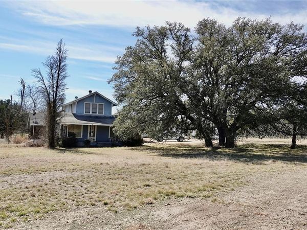 981 W Hwy 84, Mullin, TX 76864
