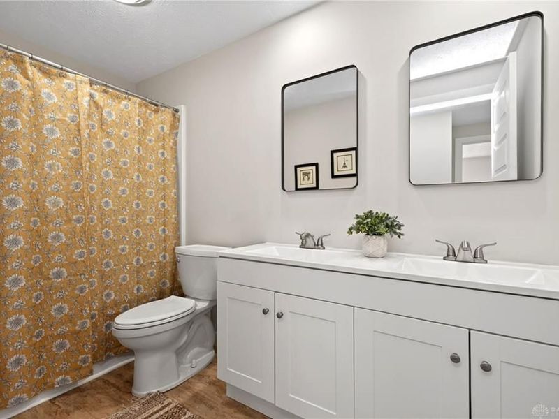 8141 Longcreek Drive, Washington Township, OH 45458 Photo 29