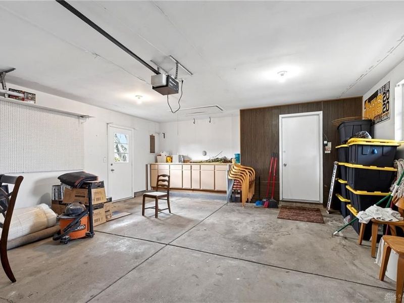 8141 Longcreek Drive, Washington Township, OH 45458 Photo 47