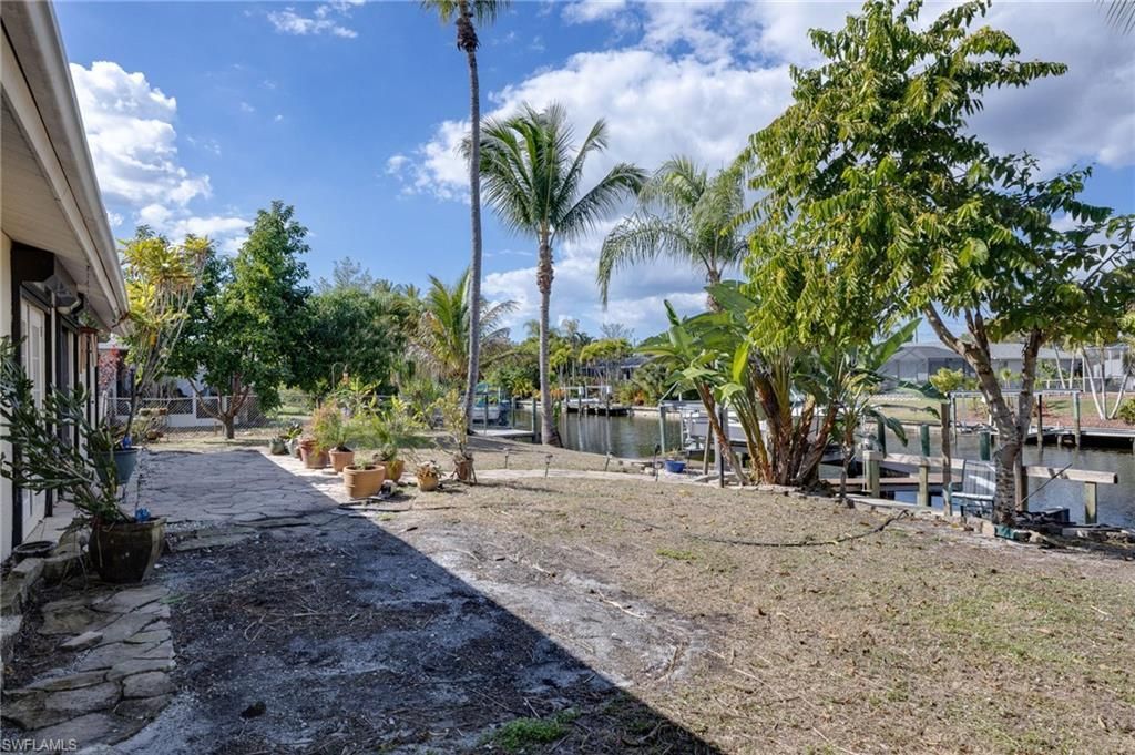 233 SW 42nd Ter, Cape Coral, FL 33914 Photo