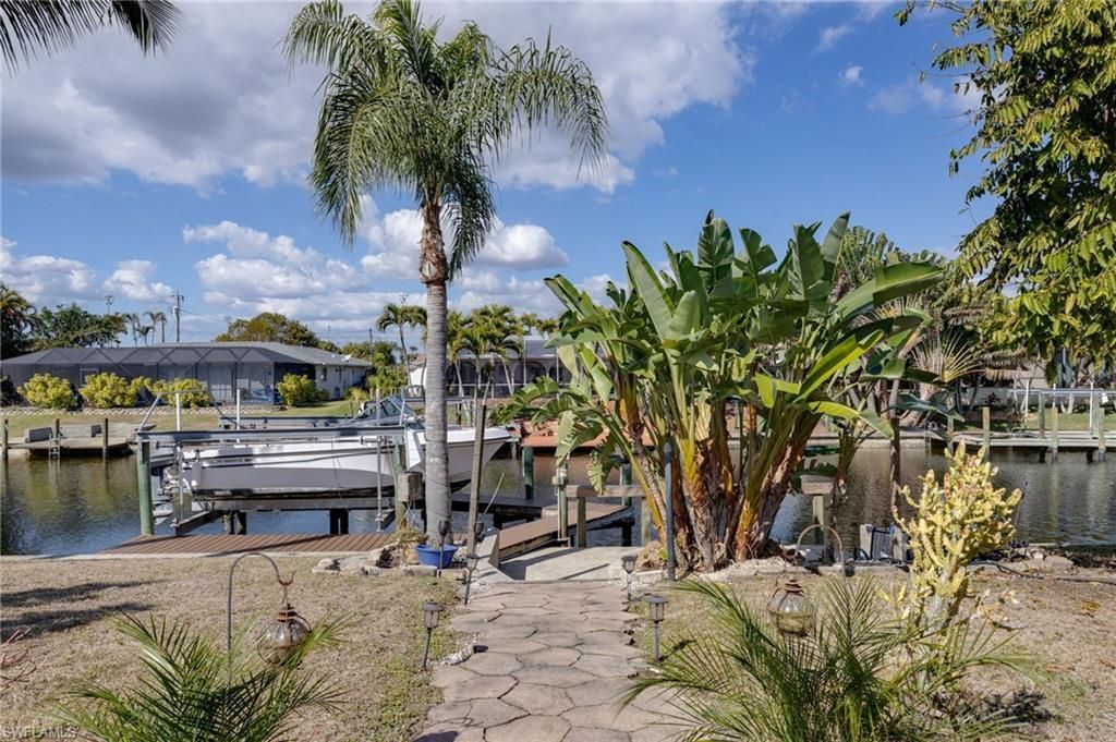 233 SW 42nd Ter, Cape Coral, FL 33914 Photo