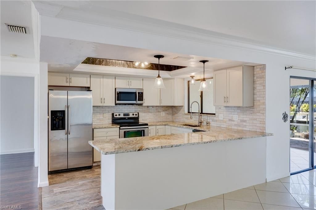 233 SW 42nd Ter, Cape Coral, FL 33914 Photo