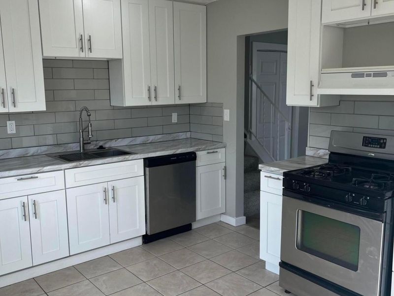 3069 Wallingford Avenue, Columbus, OH 43231 Photo 3