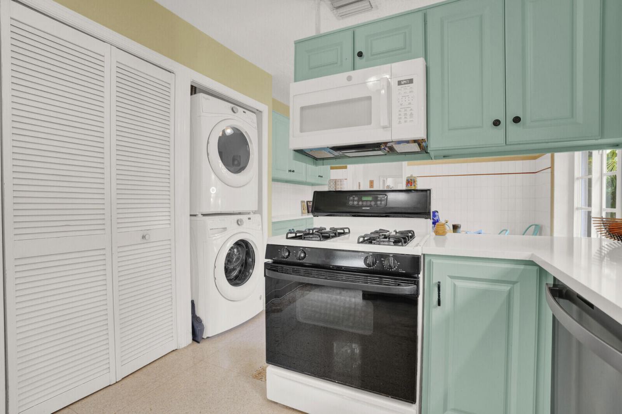 417 N 12th Avenue N, Lake Worth, FL 33460 Photo