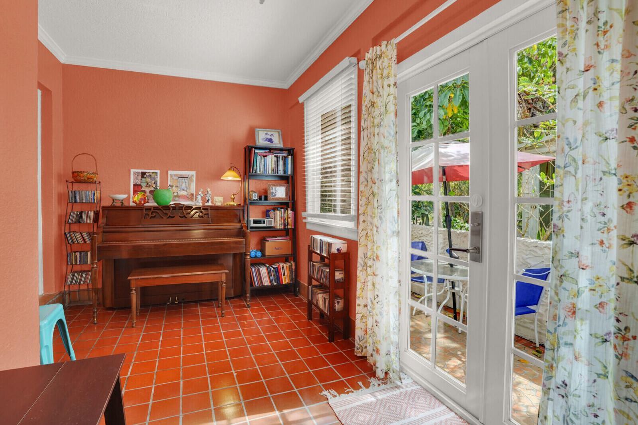 417 N 12th Avenue N, Lake Worth, FL 33460 Photo