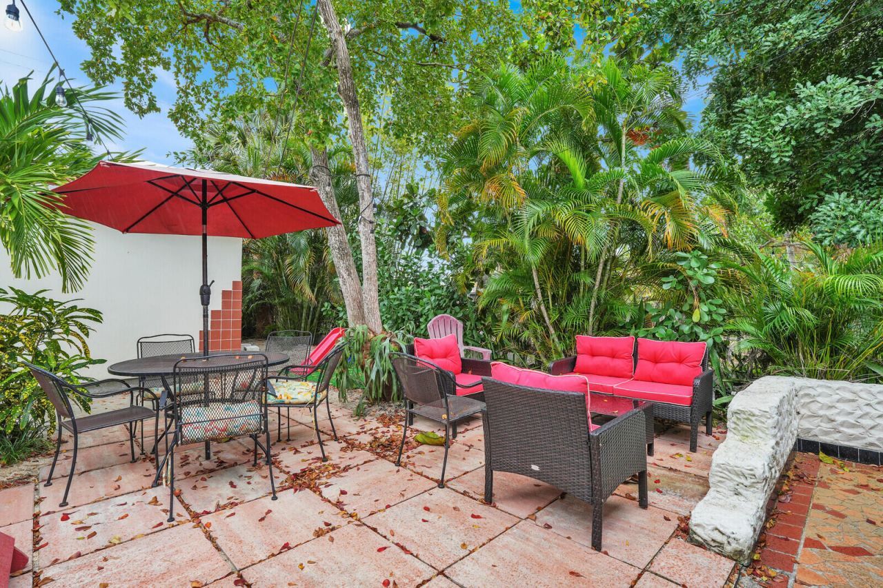 417 N 12th Avenue N, Lake Worth, FL 33460 Photo