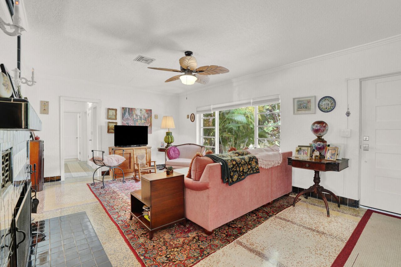 417 N 12th Avenue N, Lake Worth, FL 33460 Photo