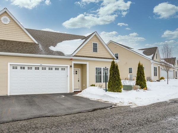 839 Ledgewood Way, Unit 839, Clinton, MA 01510