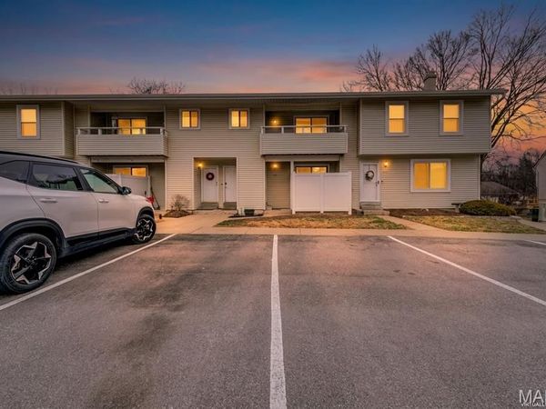 610 Summer Winds Lane, Unit F, St Peters, MO 63376
