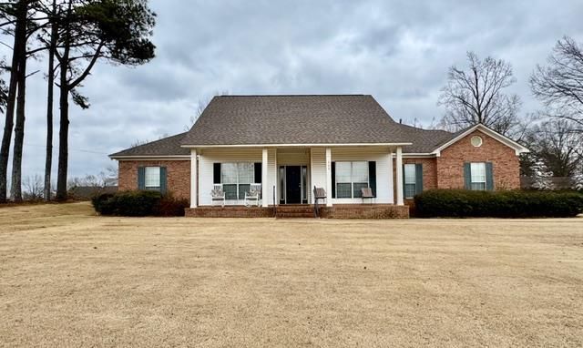 306 Hickory Lane Batesville, MS 38606